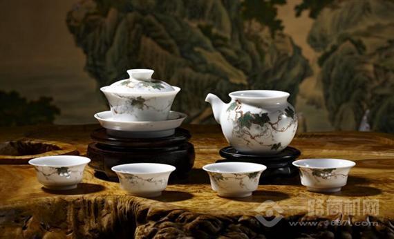 天聚景陶瓷茶具