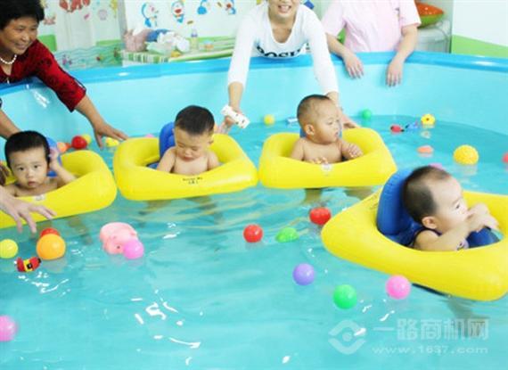 强生婴儿游泳馆