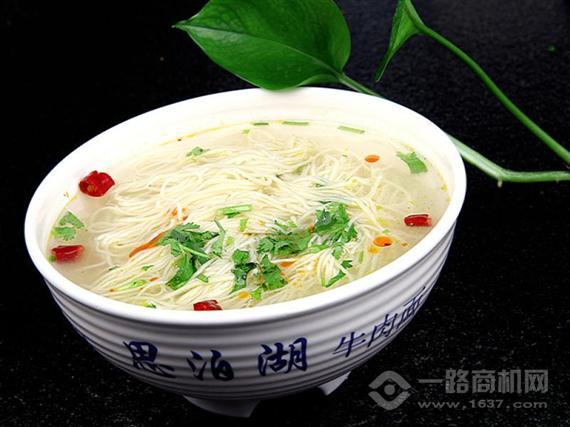 思泊湖牛肉面