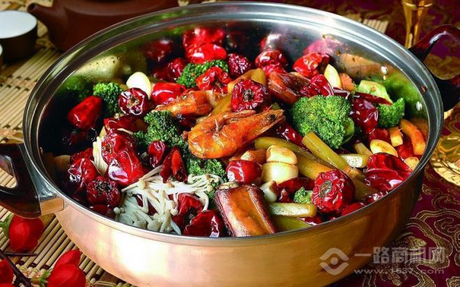 龙顺园麻辣香锅