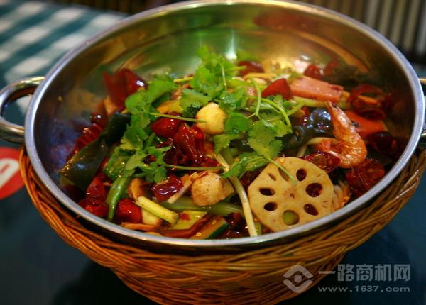 龙顺园麻辣香锅