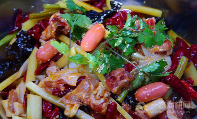 龙顺园麻辣香锅