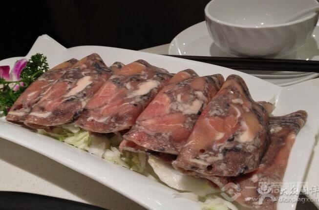 魚游天下火鍋特色材料