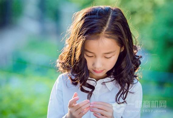 爱儿美儿童摄影