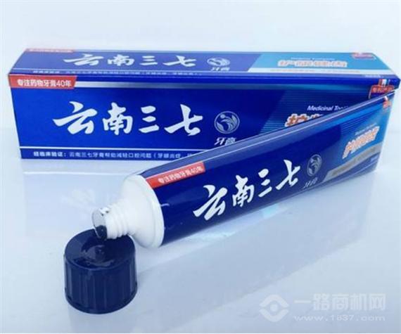 三七牙膏