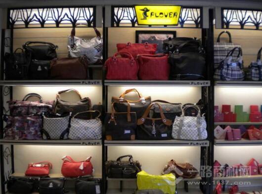 啄木鸟皮具加盟 啄木鸟皮具加盟