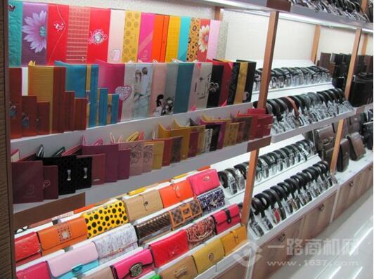 啄木鸟皮具加盟 啄木鸟皮具加盟