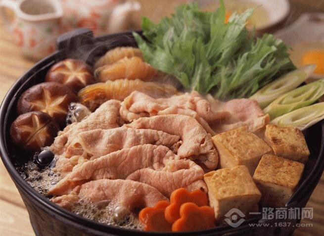 德叕客麻辣拌加盟