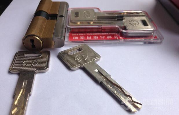 保德安防盗门锁加盟