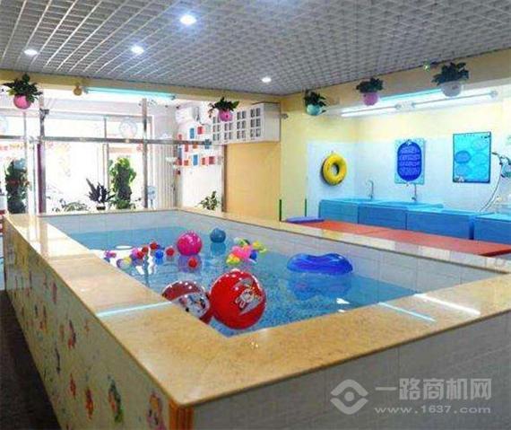 小龙宫婴儿游泳馆