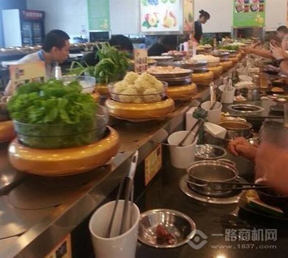 汤响自助回转火锅
