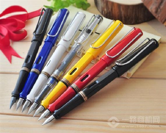 凌美钢笔