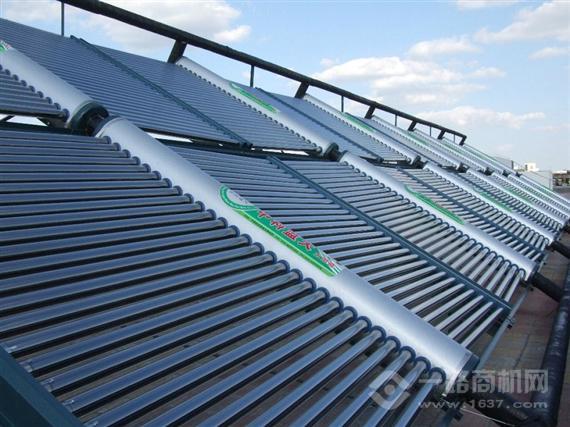 扬子太阳能热水器