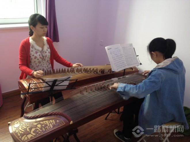 艺尚蓝天少儿艺术