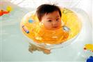 洗芝堂婴儿游泳