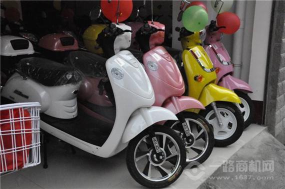 玫瑰之约电动车