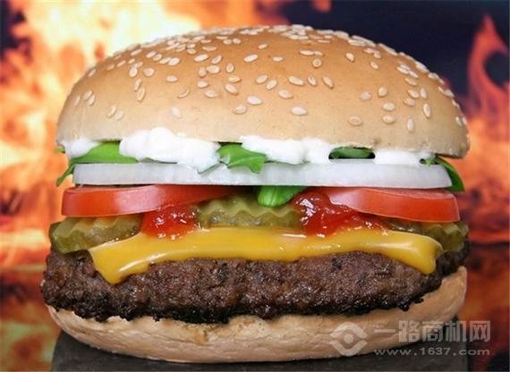 豪客滋复合式餐厅