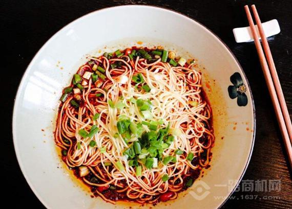 五味尊重庆小面