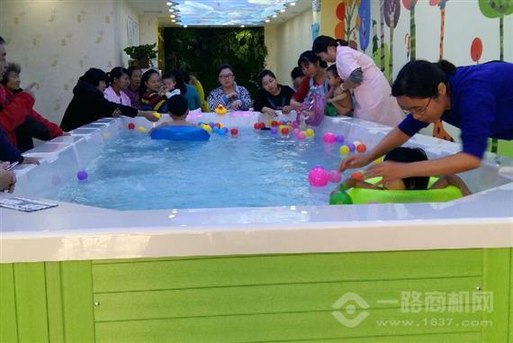宝宝星婴童游泳馆