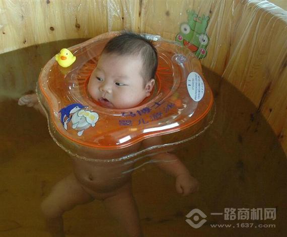 宝宝星婴童游泳馆