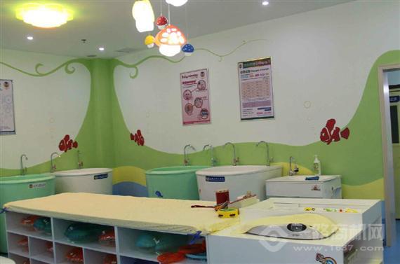 宝宝星婴童游泳馆