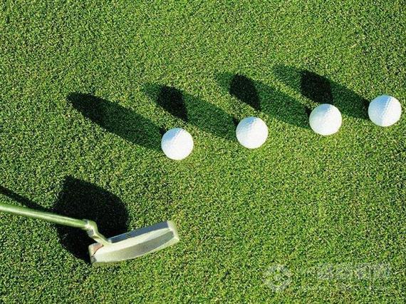 迈进室内高尔夫