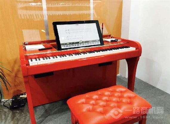 克洛斯威智能钢琴