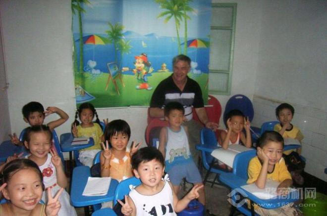 小小少年英语加盟