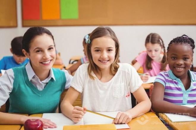 聪明星国际早教加盟