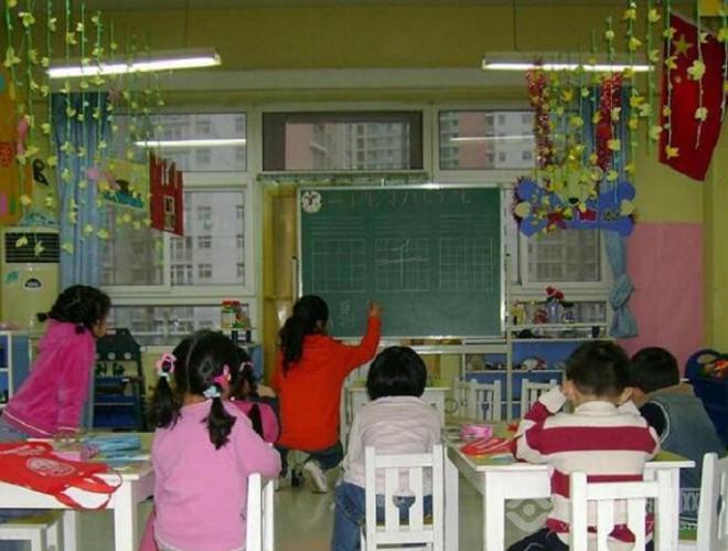 易写娃幼儿写字 易写娃幼儿写字