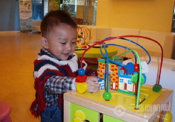 资优儿科教中心