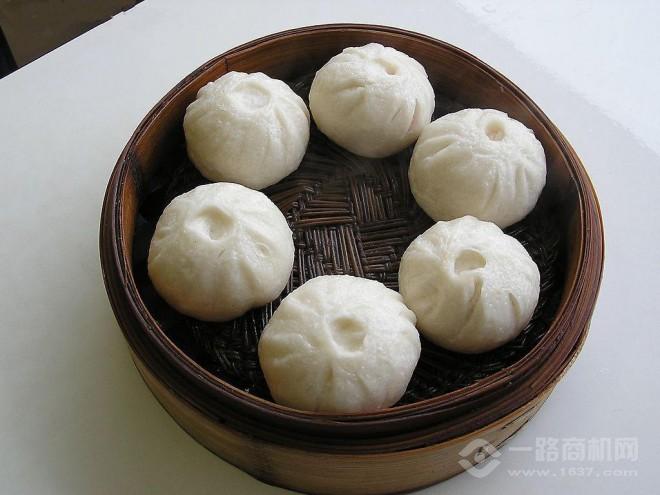臥龍香包子