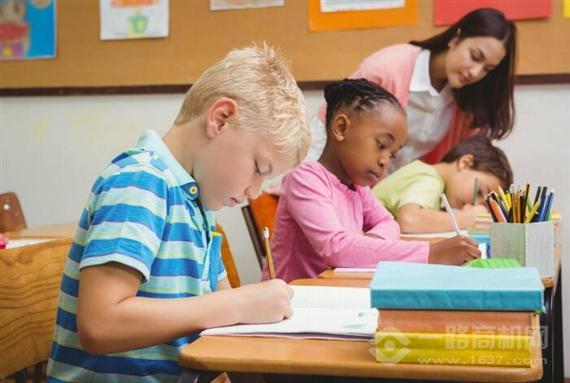 福贝贝婴幼儿教育