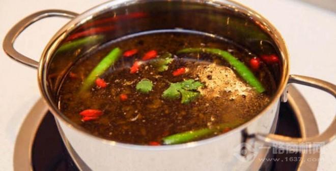 麻辣失態旋轉火鍋加盟