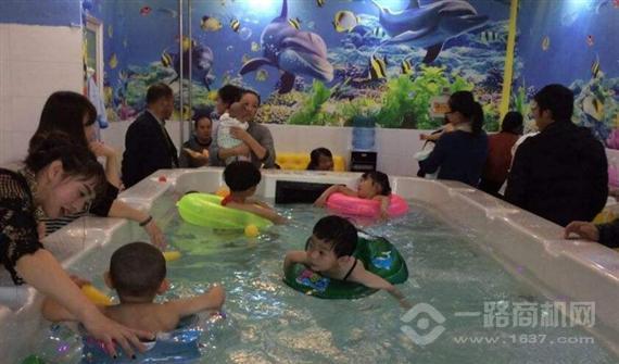 加游婴儿游泳馆