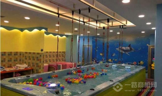鸿鹄婴童水育乐园 鸿鹄婴童水育乐园