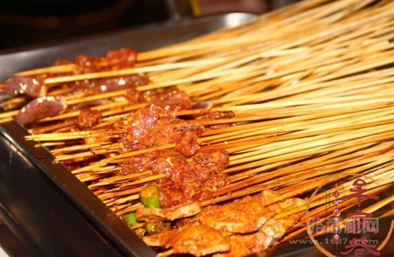 牟家巷小郡肝串串香