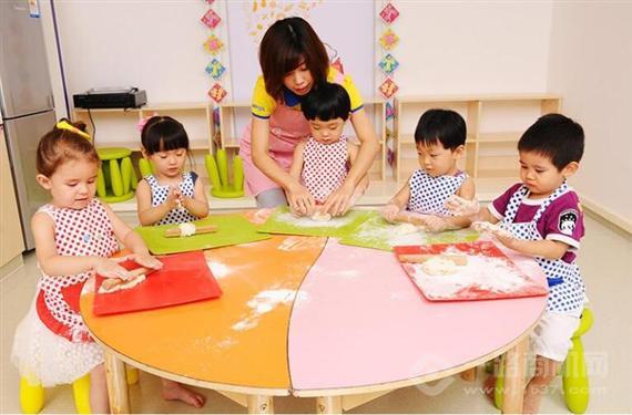 星蒂宝贝超级小豆丁