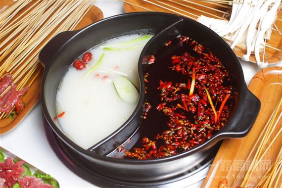 小洋婆串串香火锅