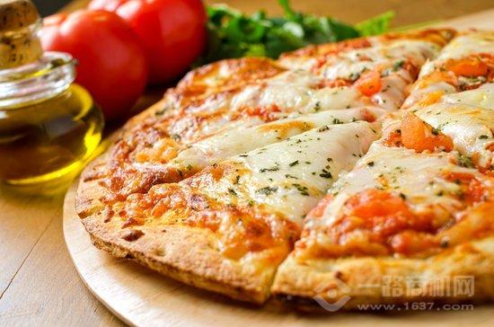 拼百味披萨加盟