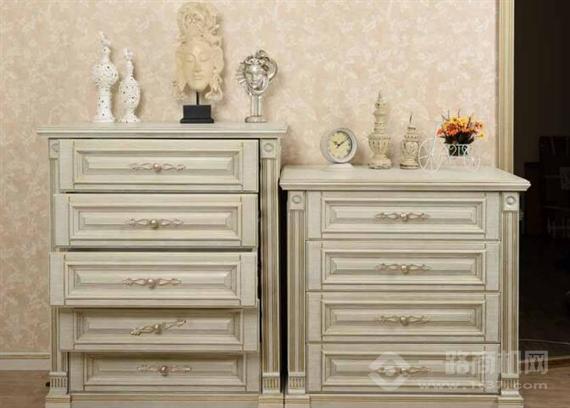 多尔贝定制衣柜