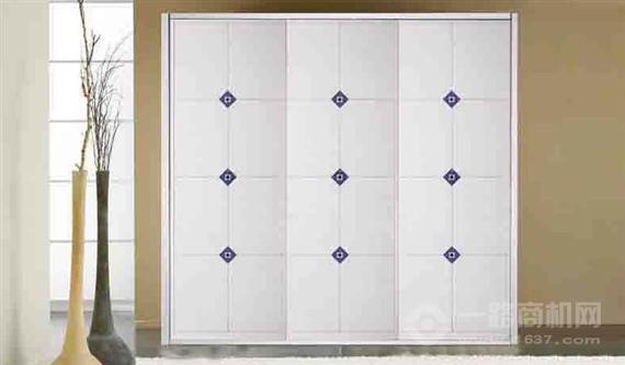 多尔贝定制衣柜