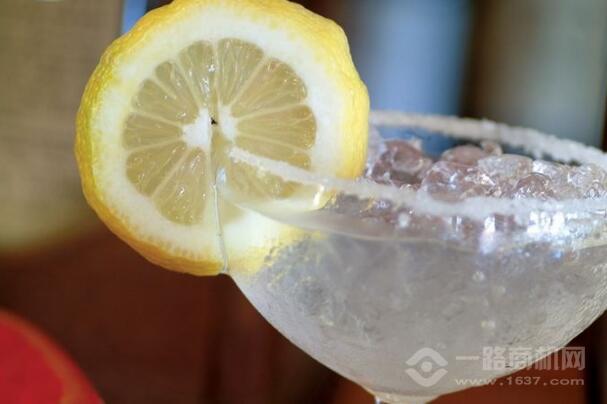 柚見檬鮮果飲品加盟