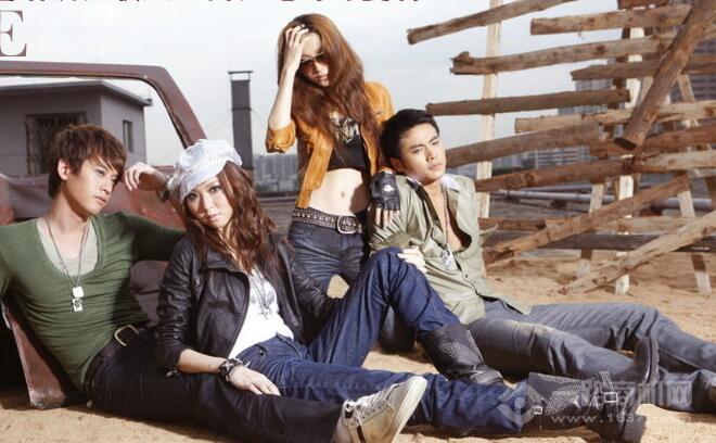 易米牛仔 易米牛仔