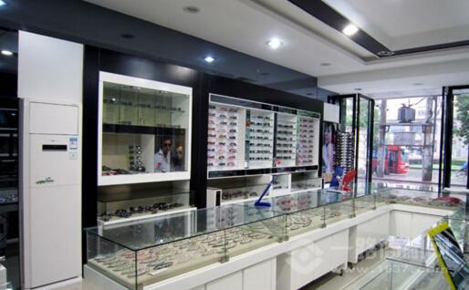 视博士视力健康中心