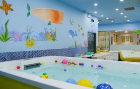 游樂慧嬰兒游泳館