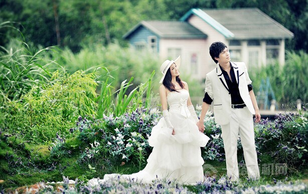 蒙娜麗莎婚紗攝影加盟