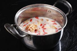 蒙皇生態養生火鍋