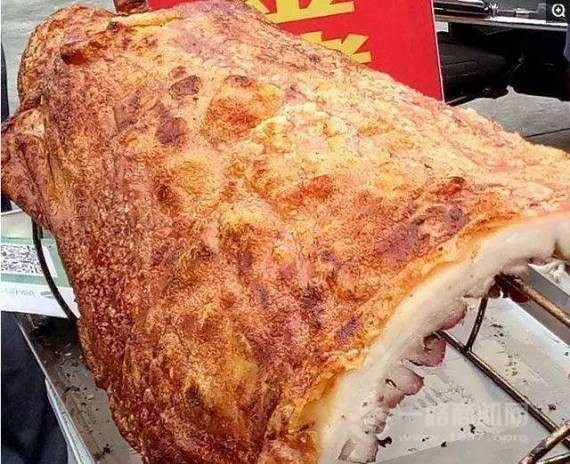 脆皮烤猪