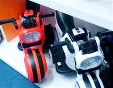 樂美啦玩具童車